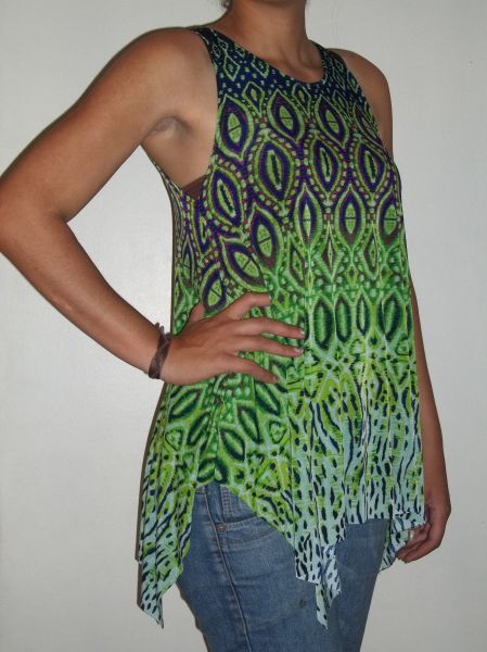 blusa Despontada. 4600